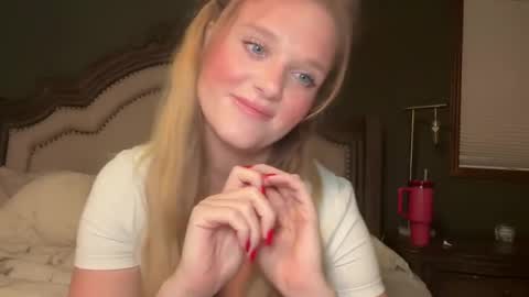 booksnlooksgirl online show from 13, 1, 2025