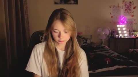 Milena online show from 7, 10, 2025