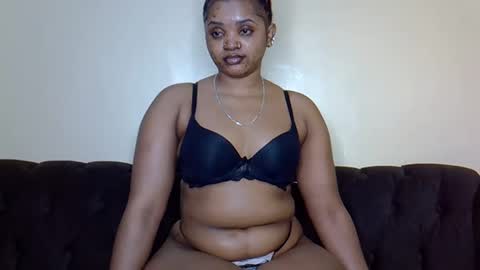 bootieshakess online show from 3, 2, 2025