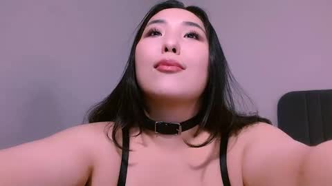 Snapshot of bootylecious_ chatting on 20, 1, 2025 Mona online show from 20, 1, 2025