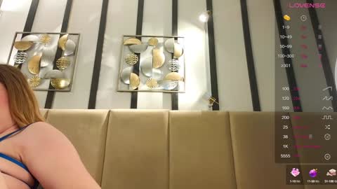 Snapshot of bootytrisha chatting on 2, 12, 2024 Trisha online show from 2, 12, 2024