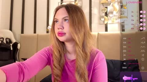 Snapshot of bootytrisha chatting on 8, 12, 2024 Trisha online show from 8, 12, 2024