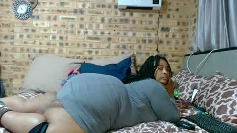 Snapshot of bootytwerkxxx chatting on 11, 6, 2026 bootytwerkxxx online show from 11, 6, 2026