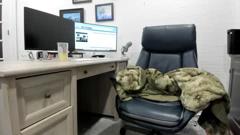 Snapshot of boredhorndog chatting on 4, 1, 2025 Boredhorndog online show from 4, 1, 2025