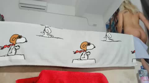 Snapshot of bornforporn_ chatting on 5, 12, 2025 THUMPS UP PLEASE ITS IMPORTANT online show from 5, 12, 2025