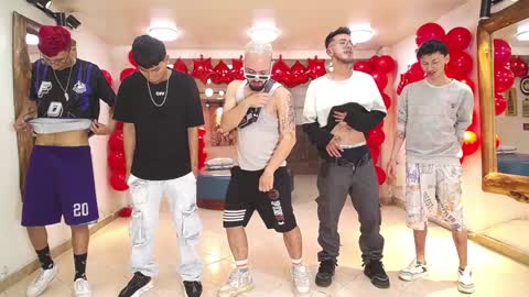 Snapshot of boschcz chatting on 9, 2, 2025 THOMAS AND DAMIAND online show from 9, 2, 2025