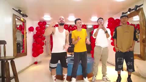 Snapshot of boschcz chatting on 10, 2, 2025 THOMAS AND DAMIAND online show from 10, 2, 2025