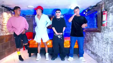 Snapshot of boschcz chatting on 8, 9, 2025 THOMAS AND DAMIAND online show from 8, 9, 2025