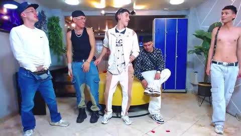 Snapshot of boschcz chatting on 5, 10, 2025 THOMAS AND DAMIAND online show from 5, 10, 2025