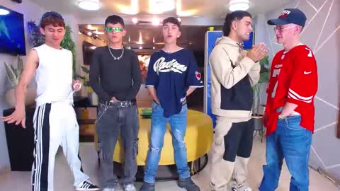 Snapshot of boschcz chatting on 8, 10, 2025 THOMAS AND DAMIAND online show from 8, 10, 2025