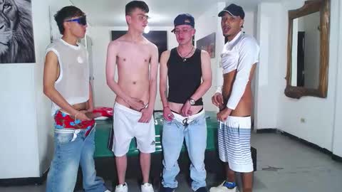 Snapshot of boschcz chatting on 1, 11, 2025 THOMAS AND DAMIAND online show from 1, 11, 2025