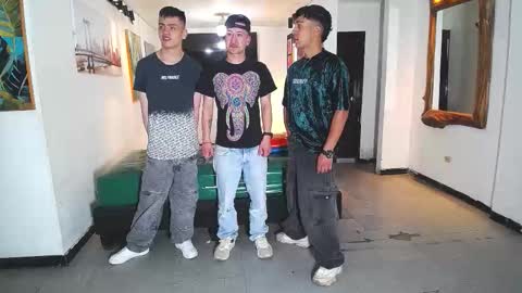 Snapshot of boschcz chatting on 14, 11, 2025 THOMAS AND DAMIAND online show from 14, 11, 2025