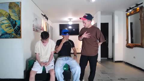 Snapshot of boschcz chatting on 16, 11, 2025 THOMAS AND DAMIAND online show from 16, 11, 2025