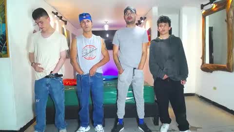 Snapshot of boschcz chatting on 22, 11, 2025 THOMAS AND DAMIAND online show from 22, 11, 2025