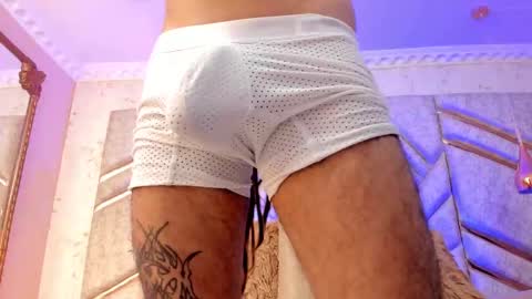 Snapshot of bossdominator1 chatting on 23, 10, 2025 Boss online show from 23, 10, 2025