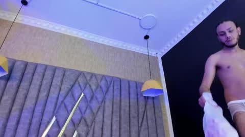 Snapshot of bossdominator1 chatting on 12, 11, 2025 Boss online show from 12, 11, 2025