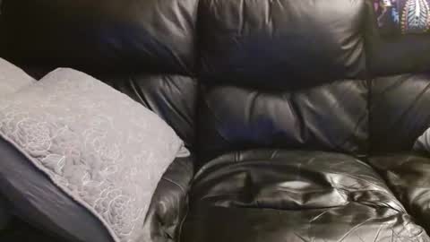 Snapshot of bostonguy1969 chatting on 21, 12, 2025 bostonguy1969 online show from 21, 12, 2025