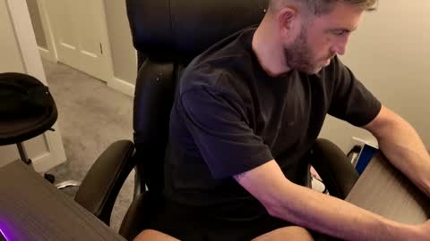 Snapshot of bostonmarine31 chatting on 13, 1, 2025 bostonmarine31 online show from 13, 1, 2025