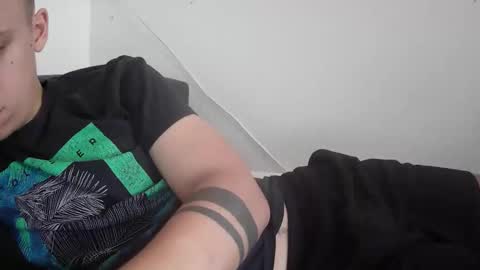 botisz01 online show from 13, 10, 2025