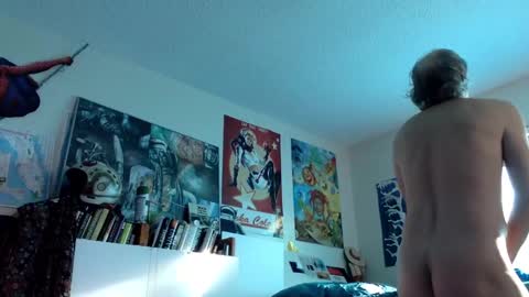 Bottomboo7 online show from 7, 3, 2025