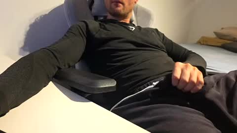 bottomtsinner online show from 27, 7, 2026
