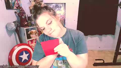 Pumpkin Butt online show from 6, 3, 2025