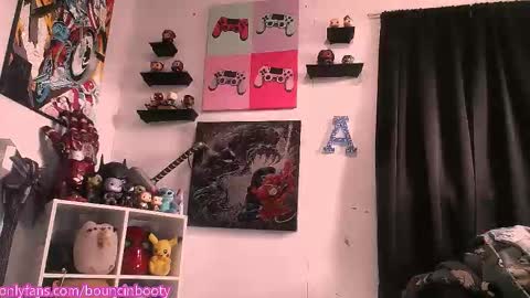 Pumpkin Butt online show from 27, 3, 2026