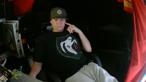 Snapshot of bowerboi1217 chatting on 27, 11, 2025 Bowerboi1217 online show from 27, 11, 2025