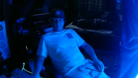 Snapshot of bowerboi1217 chatting on 30, 11, 2025 Bowerboi1217 online show from 30, 11, 2025