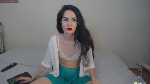 Helen  online show from 16, 10, 2025