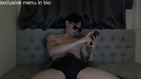 Snapshot of boxman556990 chatting on 21, 11, 2025 boxman556990 online show from 21, 11, 2025