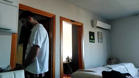 Snapshot of boy_aroundtheworld chatting on 4, 10, 2025 Dan online show from 4, 10, 2025