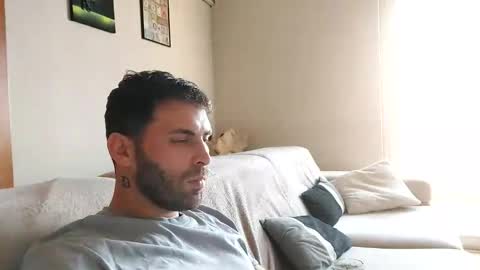 Snapshot of boy_aroundtheworld chatting on 12, 10, 2025 Dan online show from 12, 10, 2025