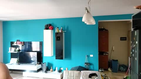 Snapshot of boy_aroundtheworld chatting on 14, 10, 2025 Dan online show from 14, 10, 2025