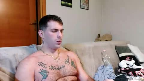 Snapshot of boy_aroundtheworld chatting on 14, 10, 2025 Dan online show from 14, 10, 2025