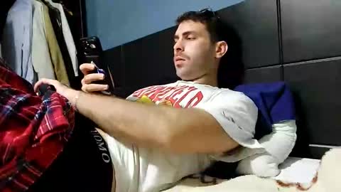 Snapshot of boy_aroundtheworld chatting on 4, 11, 2025 Dan online show from 4, 11, 2025