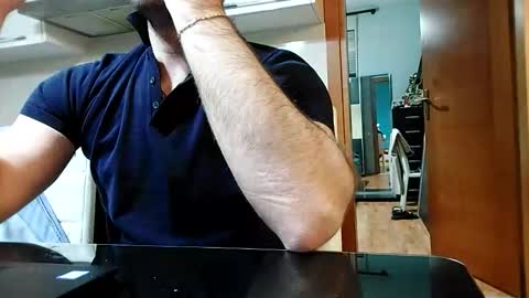 Snapshot of boy_aroundtheworld chatting on 24, 11, 2025 Dan online show from 24, 11, 2025