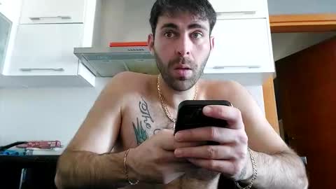 Snapshot of boy_aroundtheworld chatting on 10, 4, 2026 Dan online show from 10, 4, 2026
