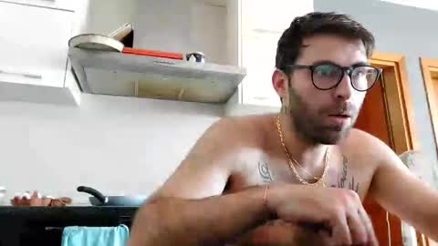 Snapshot of boy_aroundtheworld chatting on 24, 4, 2026 Dan online show from 24, 4, 2026