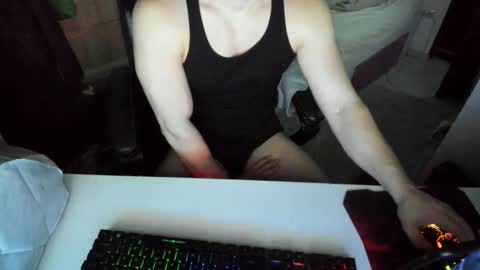 Snapshot of boy_boy22 chatting on 3, 1, 2025 boy_boy22 online show from 3, 1, 2025