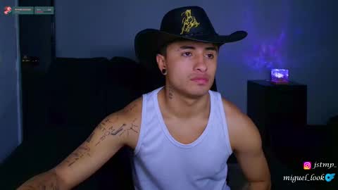 boy_nauthy online show from 17, 10, 2025