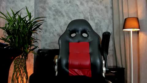 Snapshot of boyc02_ chatting on 30, 9, 2025 boyc02_ online show from 30, 9, 2025