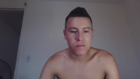 Snapshot of boycock777 chatting on 28, 9, 2025 Tommy - OnFns tommy 874 online show from 28, 9, 2025