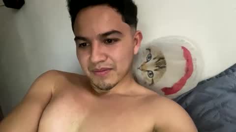 boyfit2023 online show from 22, 12, 2024