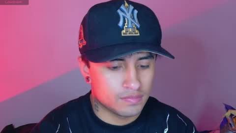 Snapshot of boylatin_777 chatting on 4, 6, 2026 miguel online show from 4, 6, 2026