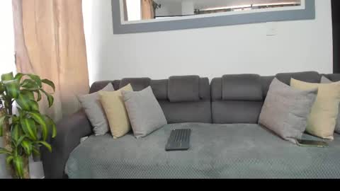 Snapshot of boys_blackandwhite chatting on 28, 2, 2025 boys_blackandwhite online show from 28, 2, 2025