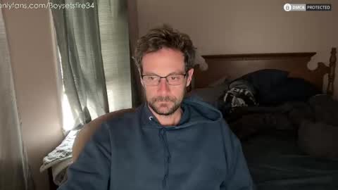 Snapshot of boysetsfire34 chatting on 10, 11, 2025 boysetsfire34 online show from 10, 11, 2025