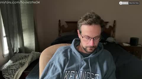 Snapshot of boysetsfire34 chatting on 18, 11, 2025 boysetsfire34 online show from 18, 11, 2025