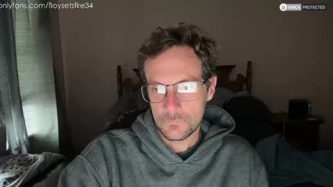 Snapshot of boysetsfire34 chatting on 24, 11, 2025 boysetsfire34 online show from 24, 11, 2025