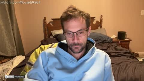 Snapshot of boysetsfire34 chatting on 13, 12, 2025 boysetsfire34 online show from 13, 12, 2025